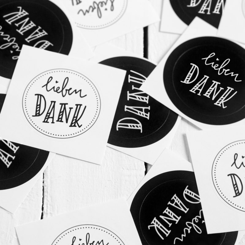 Lieben Dank Sticker schwarz weiß Handlettering Details Kleine Papeterie