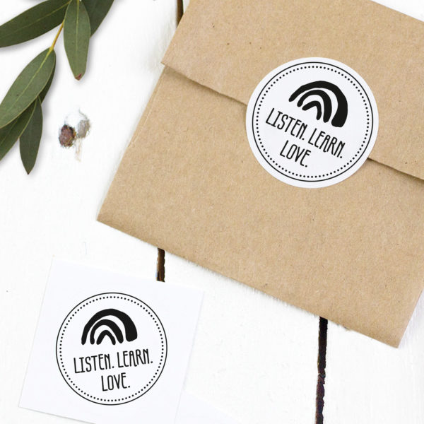 Spenden-Sticker Listen. Learn. Love. rund Kleine Papeterie